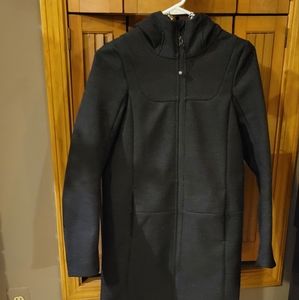 Luluon  coat